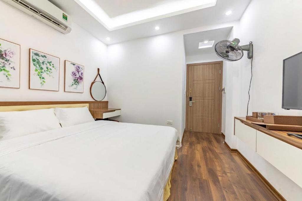Everest Khách sạn 3*