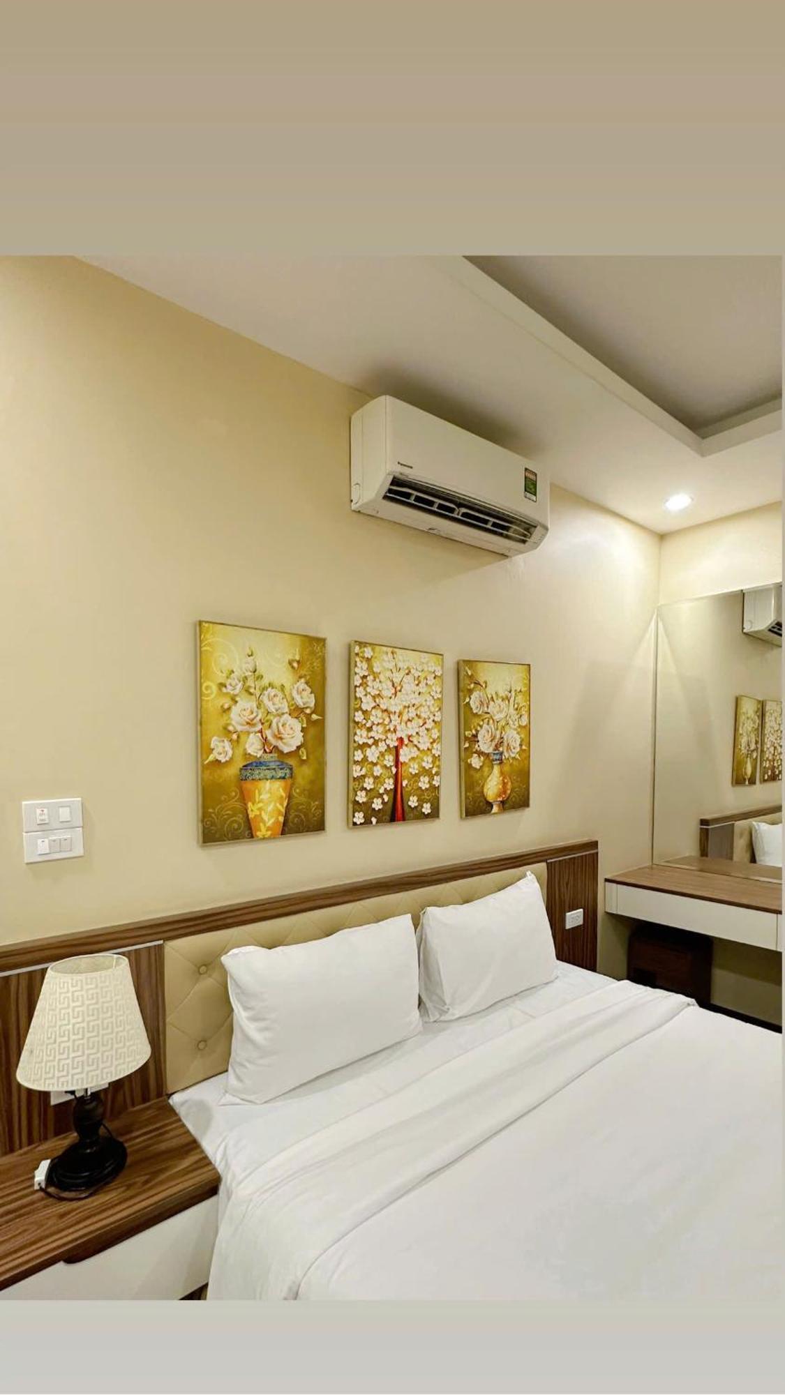 Everest Khách sạn 3*